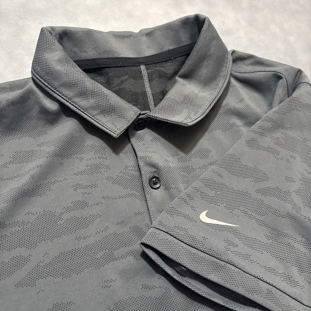 Nike Golf Polo Shirt Mens Large Gray Jacquard Camo Dri-FIT Performance AA1852